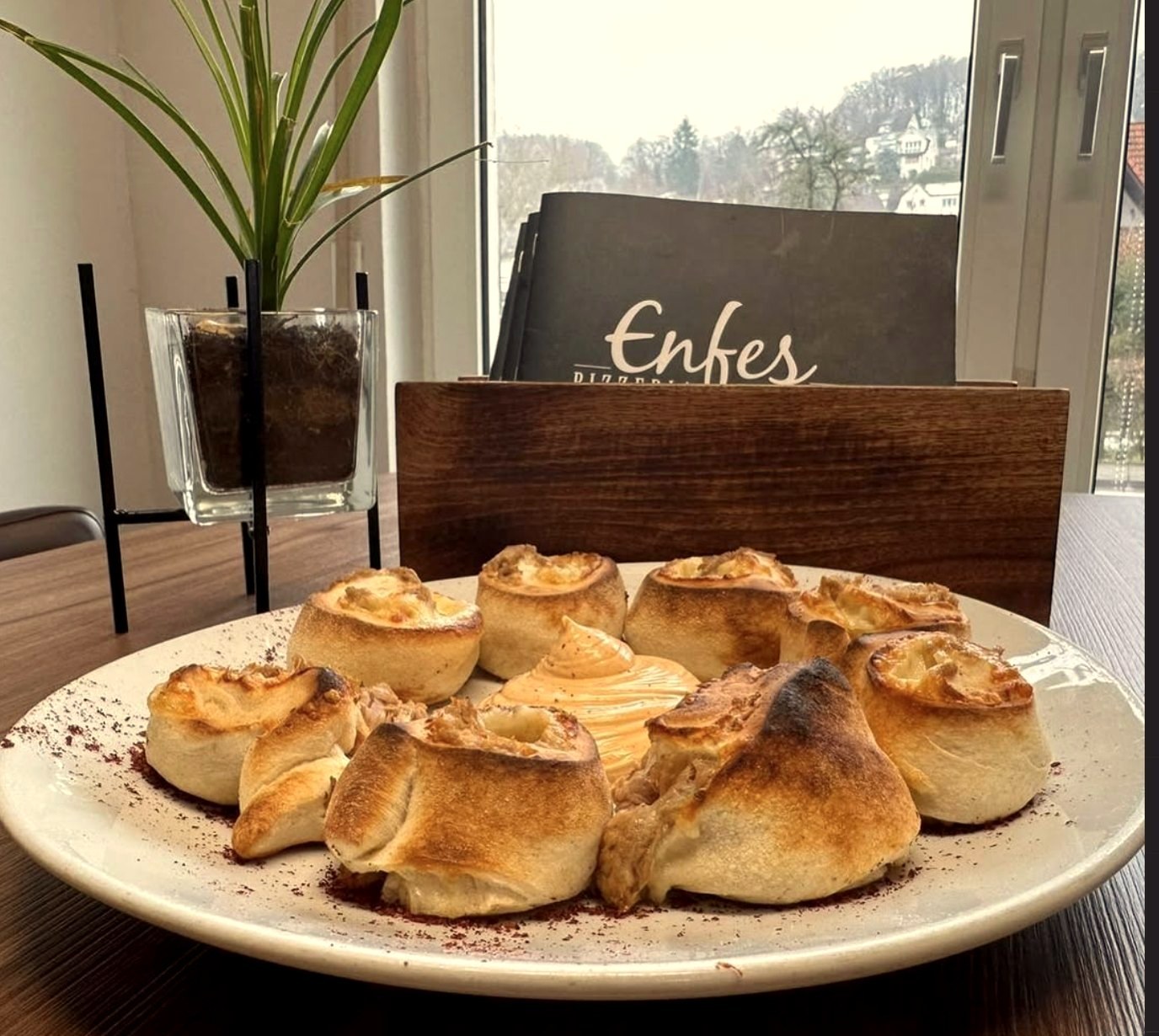 Pizzabrötchen Thunfisch Nr. 77
